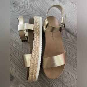 Chinese Laundry gold ankle strap espadrilles size 8